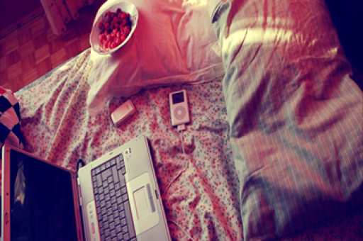 基金经理真金白银加持港股，加仓行动启动！