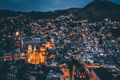 私募大佬重仓股曝光，偏爱顺周期品种的策略解析